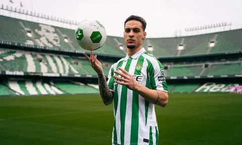Real Betis đang tìm mọi cách để giữ chân Antony